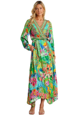 25046 bc  La Moda Clothing
